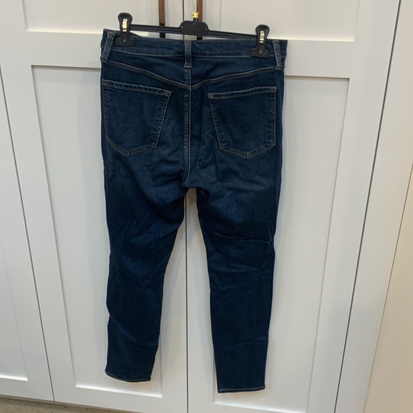 Maria high rise - Picture 2 of 2